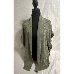 Joseph A Open Sweater Women’s Small Green Ruffled Edge Buttoned Patterned